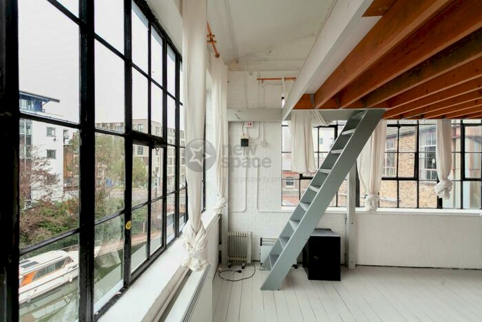1 Bedroom Flat To Rent In Canalside Studios, Orsman Road, Haggerston, N1