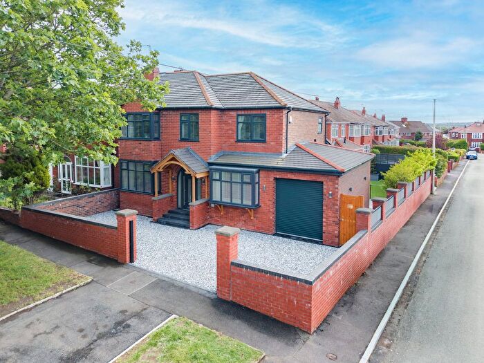 5 Bedroom Semi Detached House For Sale In Tennyson Road, Widnes, WA8