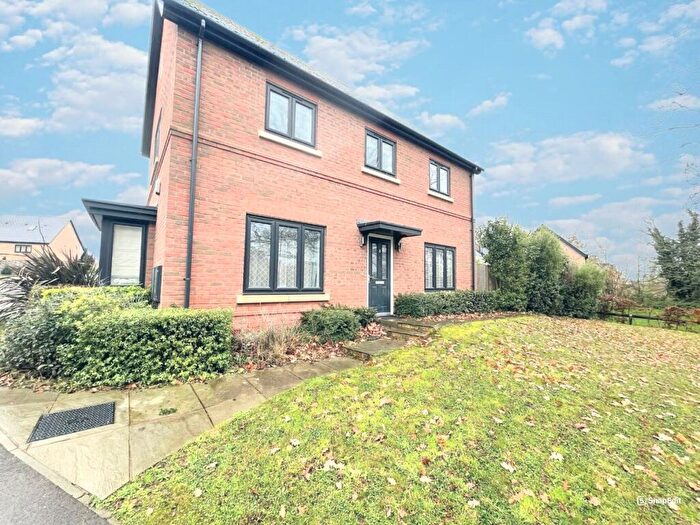 3 Bedroom Detached House To Rent In Harrison Grange, Bracknell, Berkshire, RG12