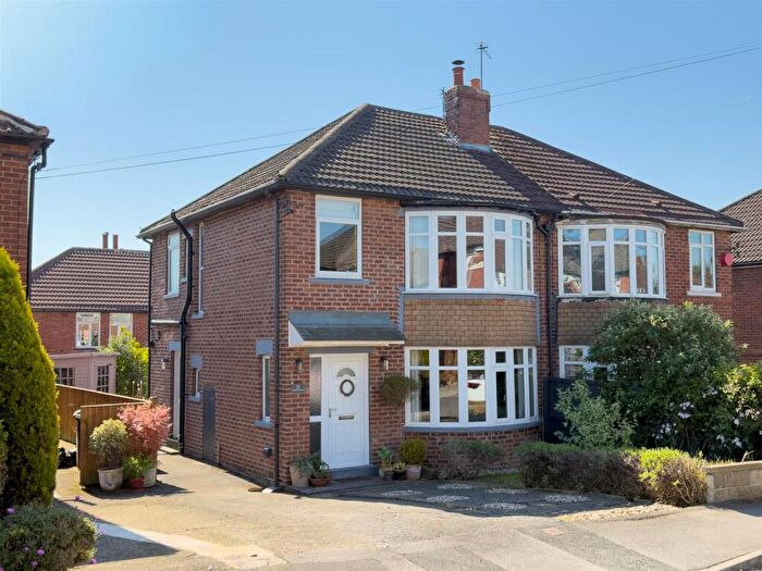 3 Bedroom Semi-Detached House For Sale In Alder Hill Grove, Meanwood, Leeds, West Yorkshire, LS7