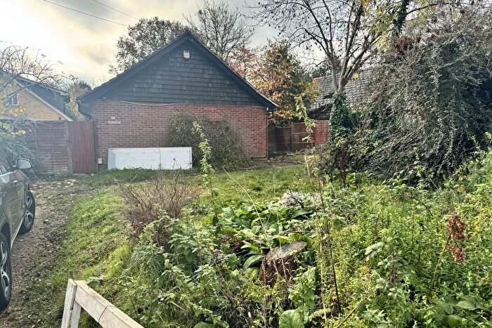 2 Bedroom Property To Rent In New Property, Surrey, Woking, GU22