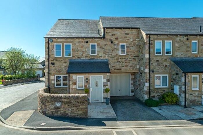 3 Bedroom House For Sale In Lords Close, Giggleswick, Settle, North Yorkshire, BD24
