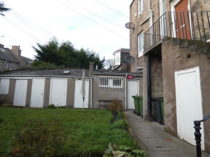 1 Bedroom Flat For Sale In Powis Place, Aberdeen, AB25