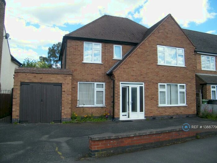 4 Bedroom Detached House To Rent In Southernhay Road, Leicester, LE2