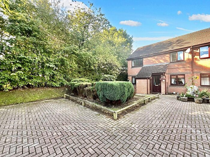 2 Bedroom Flat For Sale In Pullman Court, Cheadle, ST10