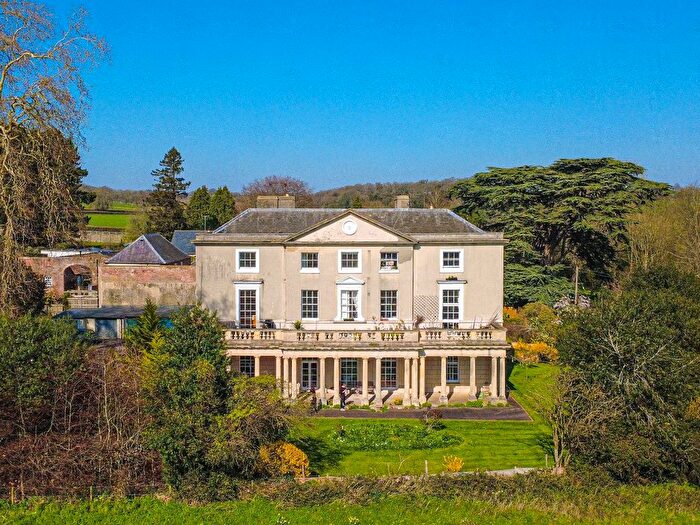 2 Bedroom Flat For Sale In Walford House, Walford Cross, Taunton, Somerset, TA2