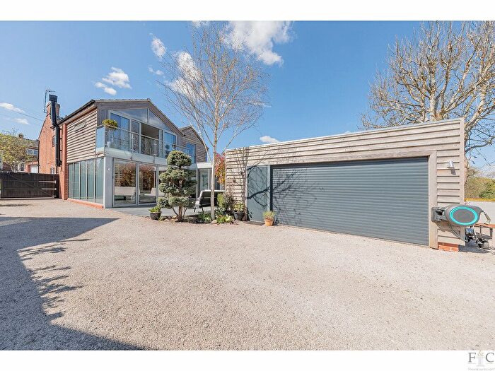 4 Bedroom Detached House For Sale In Fenny Lane, Shearsby, LE17