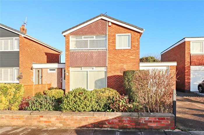 3 Bedroom Link Detached House For Sale In Stirling Drive, North Shields, Tyne And Wear, NE29
