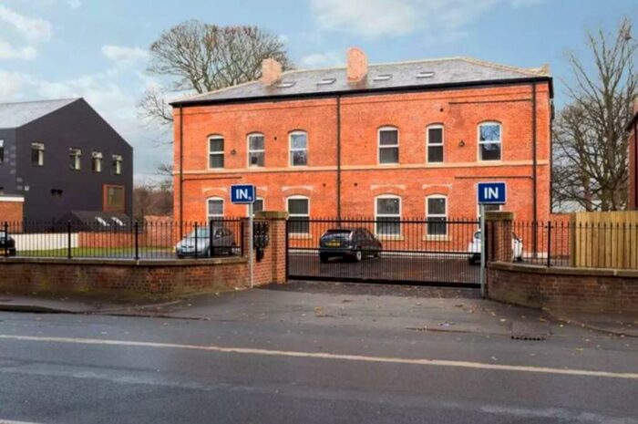 2 Bedroom Apartment To Rent In Mansions, Chapeltown Road, Leeds, V2