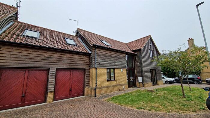 4 Bedroom Property To Rent In Longlands Close, Warboys, PE28