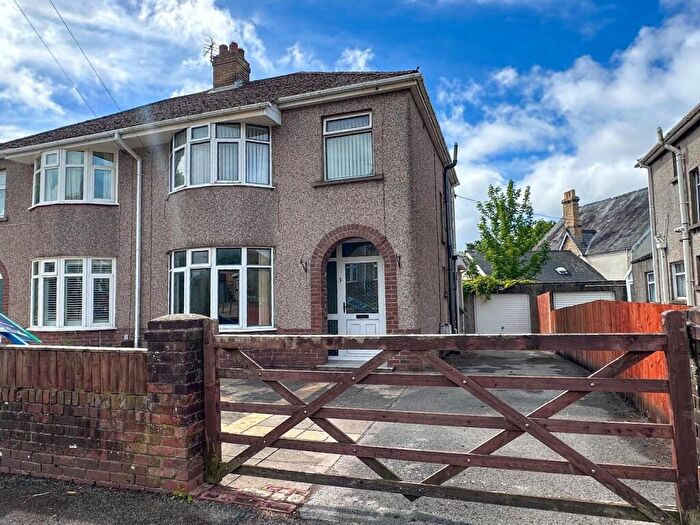 3 Bedroom Semi-Detached House For Sale In Bryn Llidiard, Litchard, Bridgend County Borough, CF31