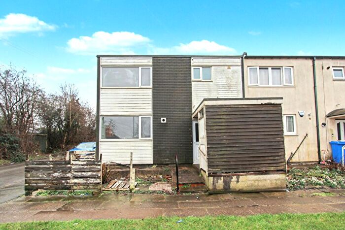 3 Bedroom Semi Detached House For Sale In Crossland Place, Sheffield, S12