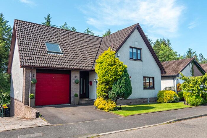 3 Bedroom Detached House For Sale In Redhills View, Lennoxtown, G66
