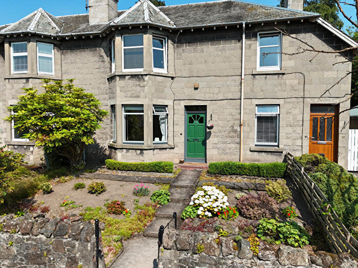 2 Bedroom Flat For Sale In Craigie Road, Perth, PH2