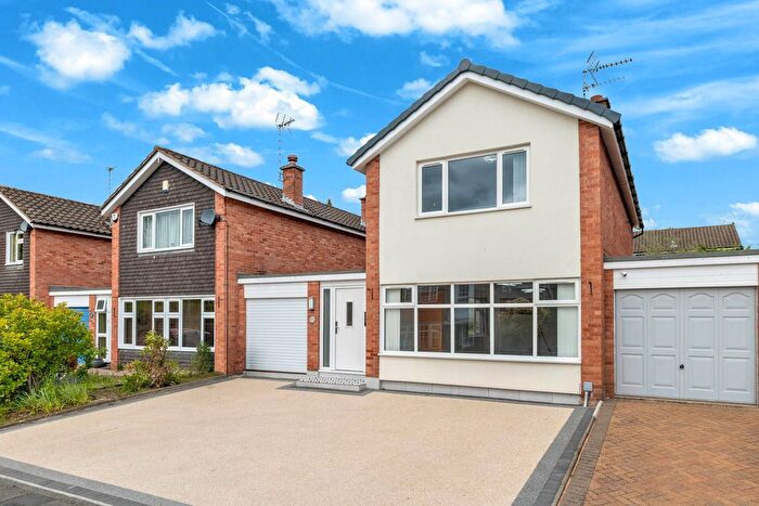 3 Bedroom Detached House For Sale In Wilshere Close, Kirby Muxloe, Leicester, LE9