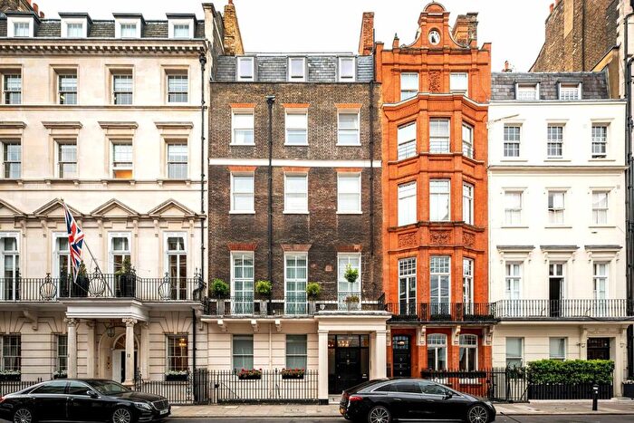 3 Bedroom Flat For Sale In Charles Street, Mayfair, W1J