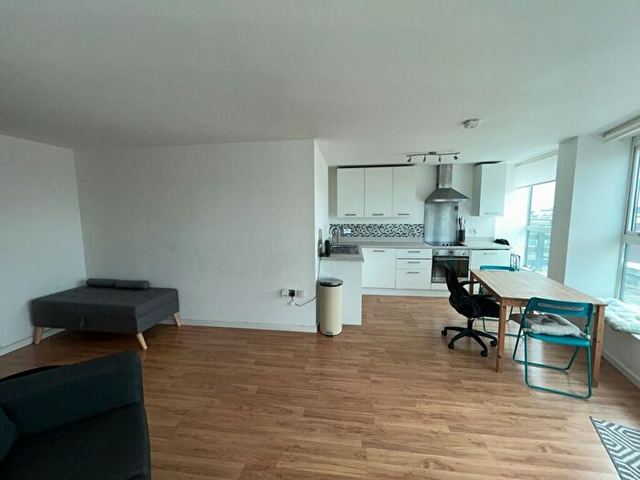 1 Bedroom Flat To Rent In Marco Island, Huntingdon Street, Nottingham, Nottinghamshire, , Uk, NG1
