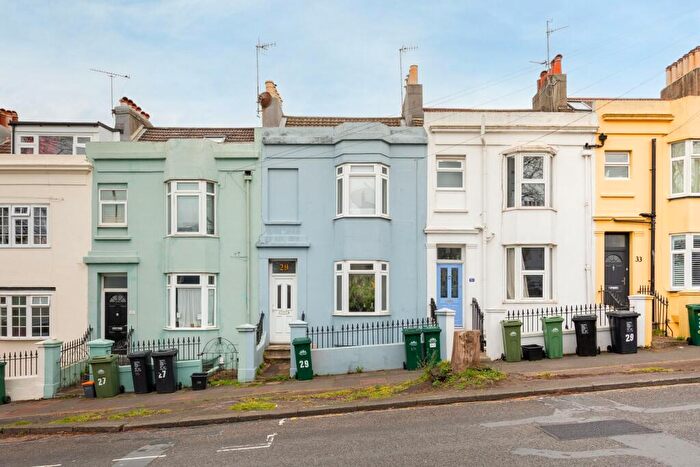 Flat For Sale In Elm Grove, Brighton, BN2