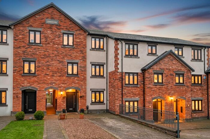 4 Bedroom Terraced House For Sale In Orchard Rise, Hill Street, Gee Cross, Hyde, SK14