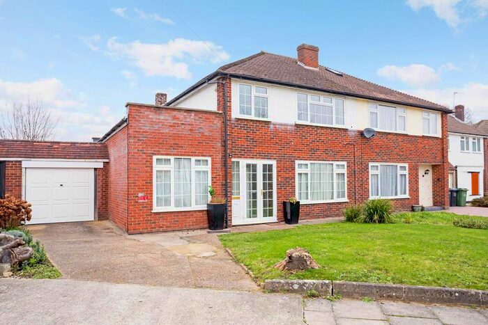 3 Bedroom Semi-Detached House To Rent In Grenville Close, Surbiton KT5