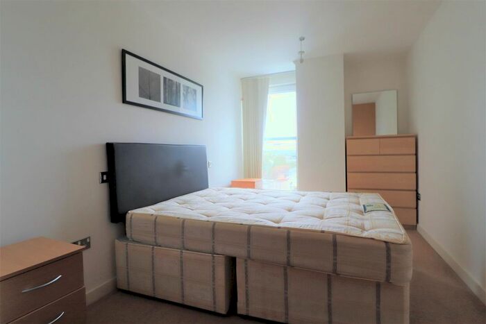 1 Bedroom Flat To Rent In Armstrong House, Uxbridge, UB8