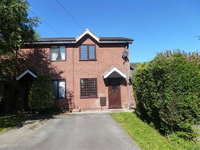 2 Bedroom Property To Rent In Cambridge Road, Macclesfield, Cheshire, SK11