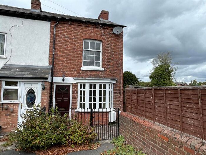 2 Bedroom End Of Terrace House For Sale In Priory Place, Hereford, HR4