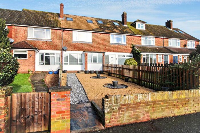 3 Bedroom Terraced House For Sale In Brackley Road, Hazlemere, HP15