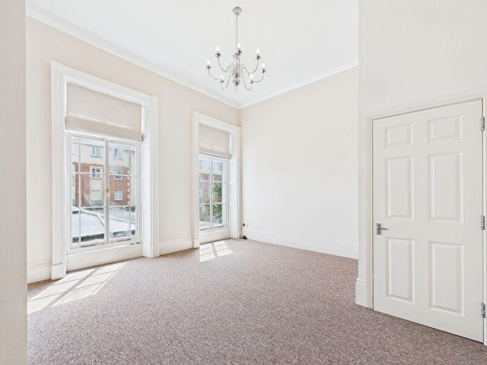 2 Bedroom Flat To Rent In Winchcombe Street, Cheltenham, GL52