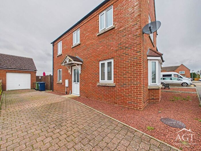 3 Bedroom Detached House To Rent In Bedford View, Manea, March, PE15