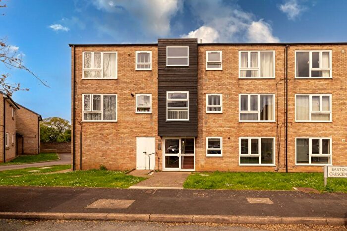 2 Bedroom Flat For Sale In Barton Crescent, Leamington Spa, CV31