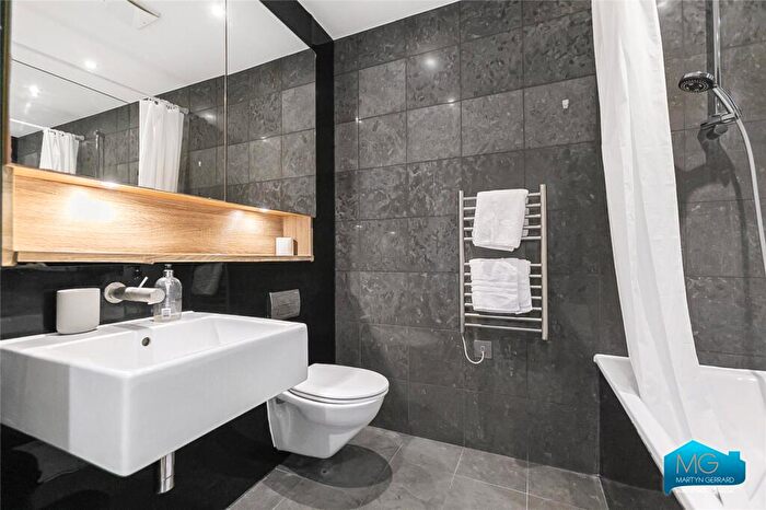 2 Bedroom Apartment To Rent In Abbey Road, St. Johns Wood, London, NW8