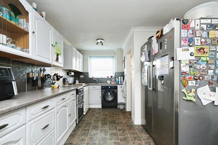 3 Bedroom Terraced House For Sale In Edencroft, Highworth, Swindon, SN6