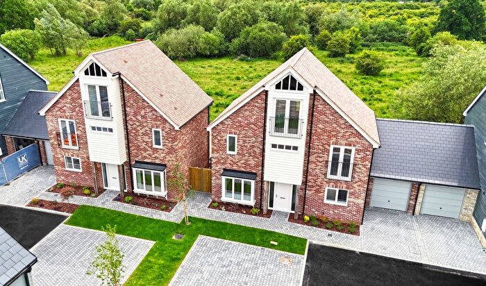 4 Bedroom Detached House For Sale In Bulrush Way, Broxbourne, EN10