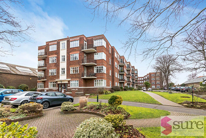 2 Bedroom Apartment To Rent In Fairways, Dyke Road, Brighton, BN1