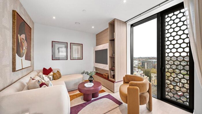 1 Bedroom Property To Rent In West Parkside, London, SE10
