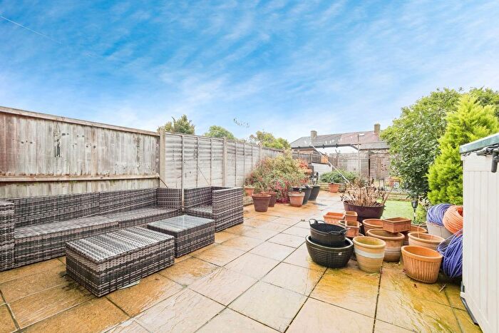 3 Bedroom Terraced House For Sale In Croppath Road, Dagenham, RM10