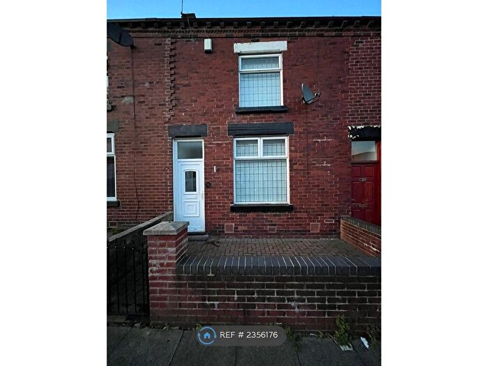 2 Bedroom Terraced House To Rent In Woodgate Street, Bolton, BL3