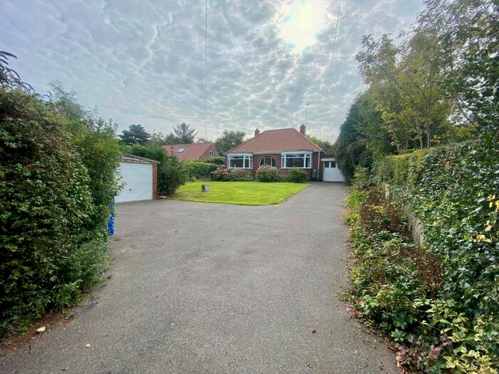 2 Bedroom Detached Bungalow For Sale In St. Helens Lane, Reighton, Filey, YO14