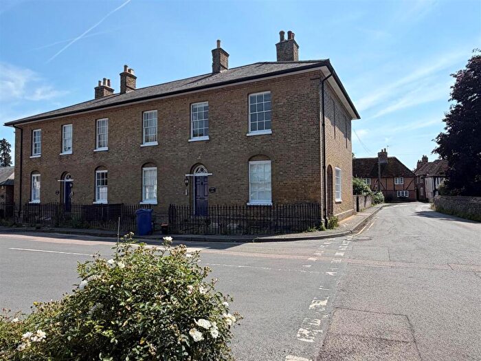 1 Bedroom Apartment To Rent In The Street, Borden, Sittingbourne, ME9