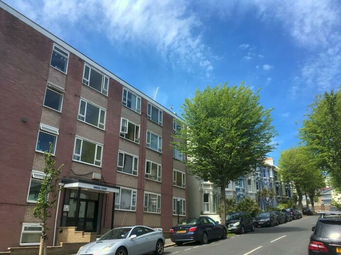 Apartment To Rent In Sweda Court, Chesham Street, Brighton, BN2