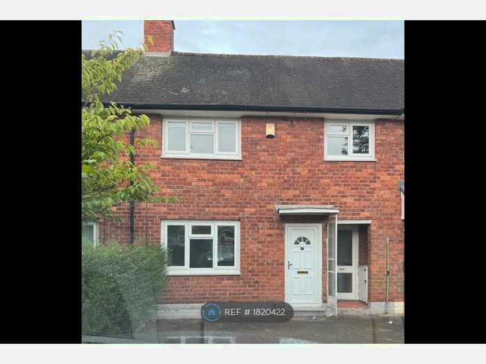 3 Bedroom Terraced House To Rent In Holliars Grove, Birmingham, B37