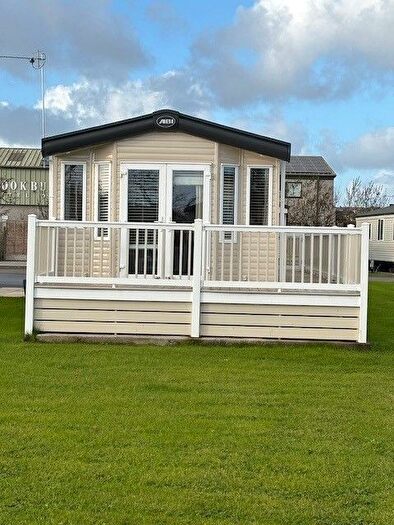 2 Bedroom Park Home For Sale In Willow Lane, Flookburgh, Grange-Over-Sands, LA11