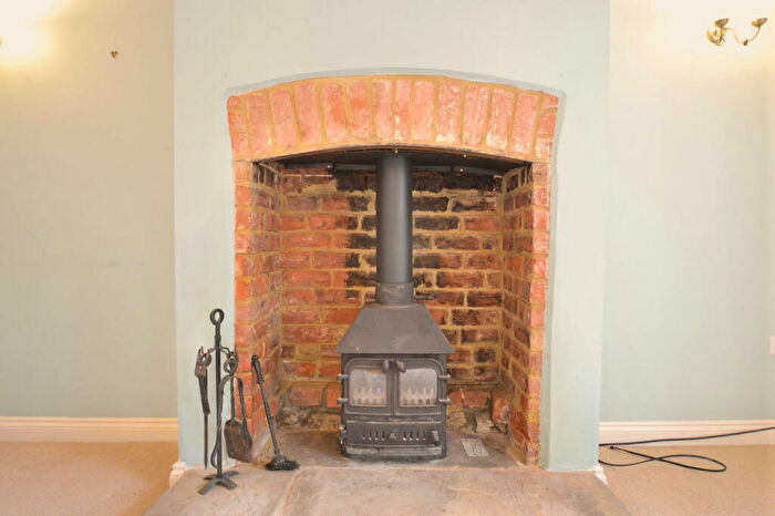 2 Bedroom Cottage For Sale In High Street, Upton St. Leonards, Gloucester, GL4