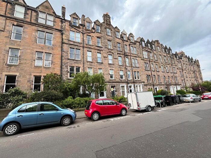 3 Bedroom Flat To Rent In Marchmont Crescent, Marchmont, Edinburgh, EH9