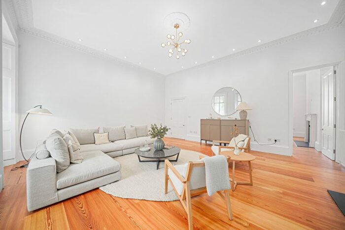 5 Bedroom Town House For Sale In Endsleigh Street, London, WC1H