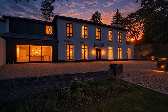 5 Bedroom Cottage For Sale In Lucia Court, Pandy, NP7