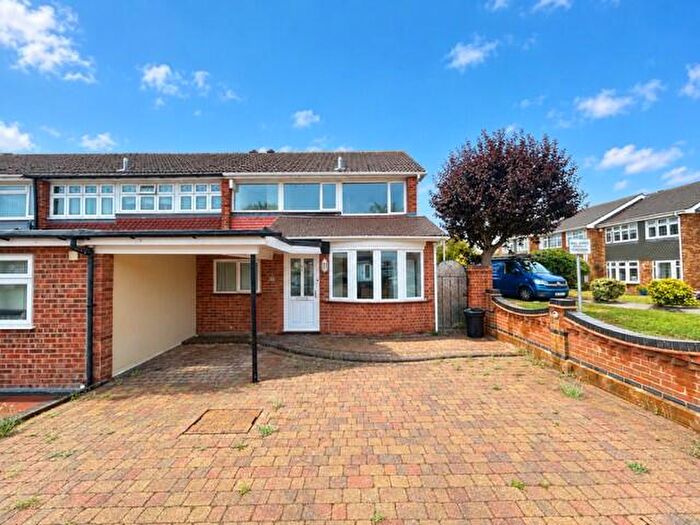 3 Bedroom House To Rent In Manston Way, Hornchurch, RM12