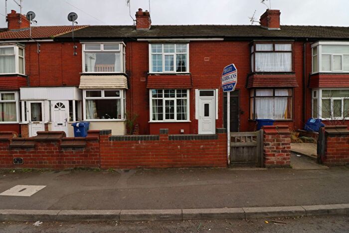 2 Bedroom Terraced House To Rent In Grove Avenue, Doncaster, DN5