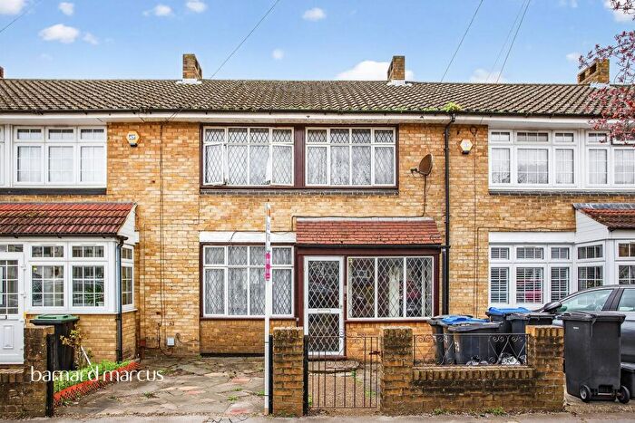 3 Bedroom Terraced House For Sale In Alfriston Avenue, Croydon, CR0